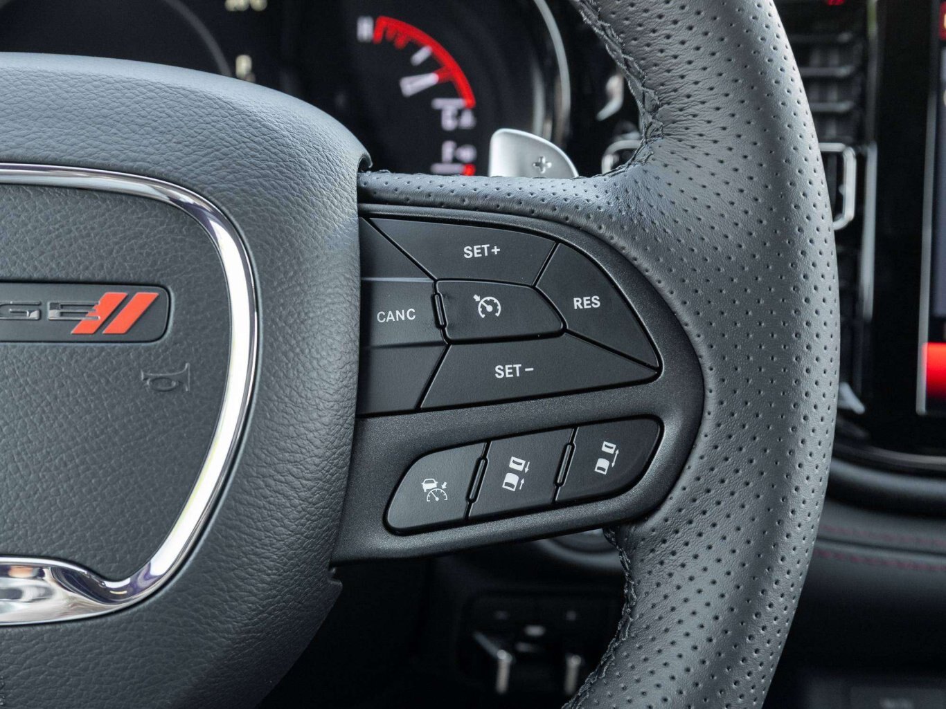 2026 Dodge Durango PLUS BLACK TOP HEMI BLIND SPOT LED