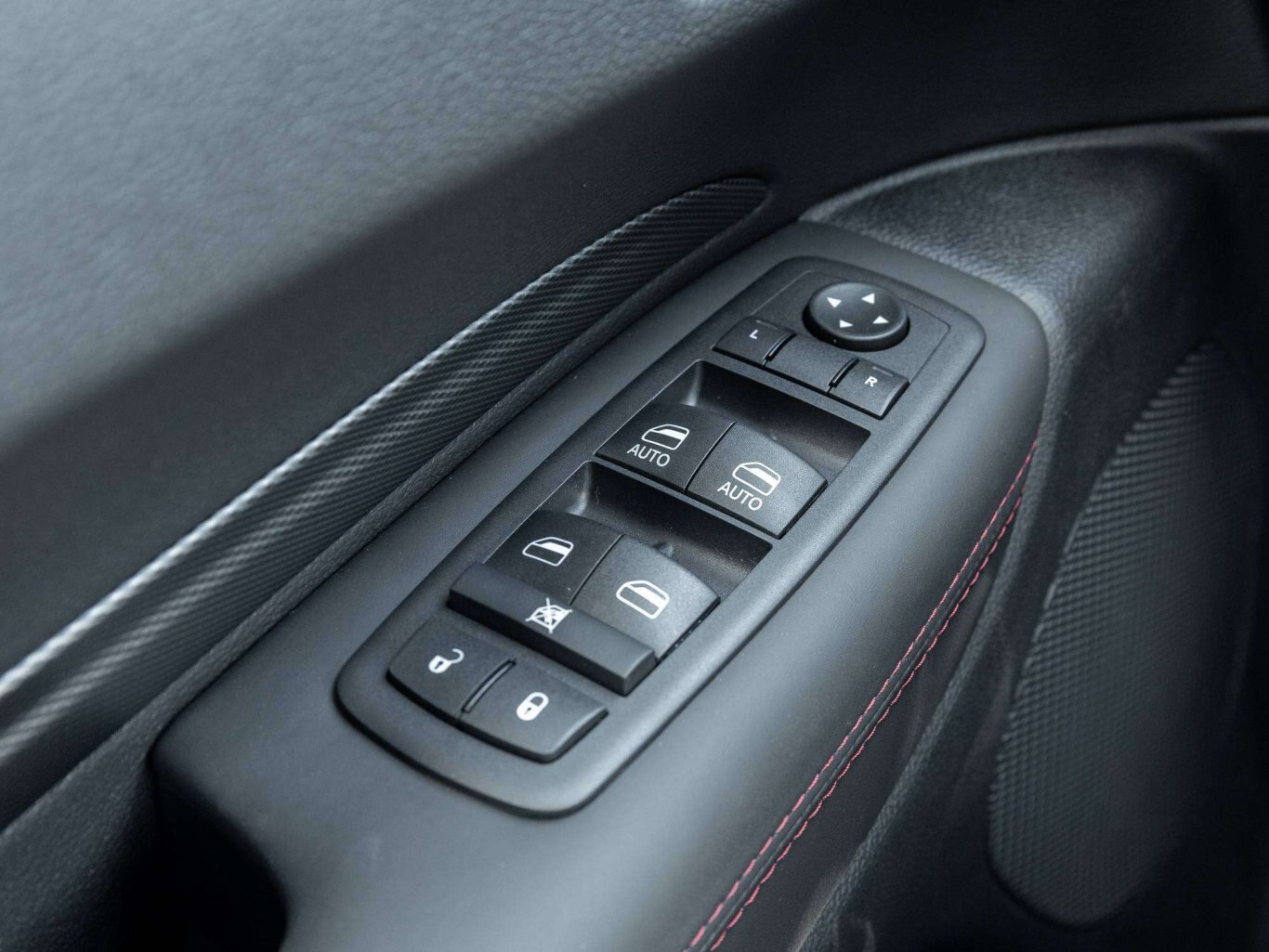 2026 Dodge Durango PLUS BLACK TOP HEMI BLIND SPOT LED