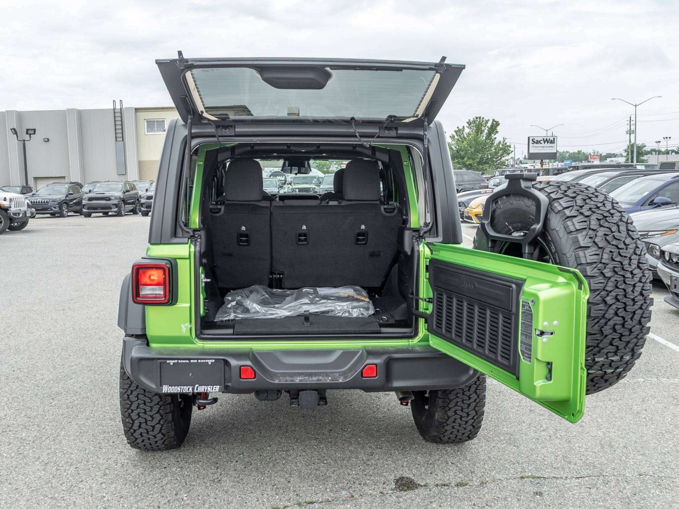 2026 Jeep Wrangler XTREME 35 TIRE PACKAGE ADAPTIVE