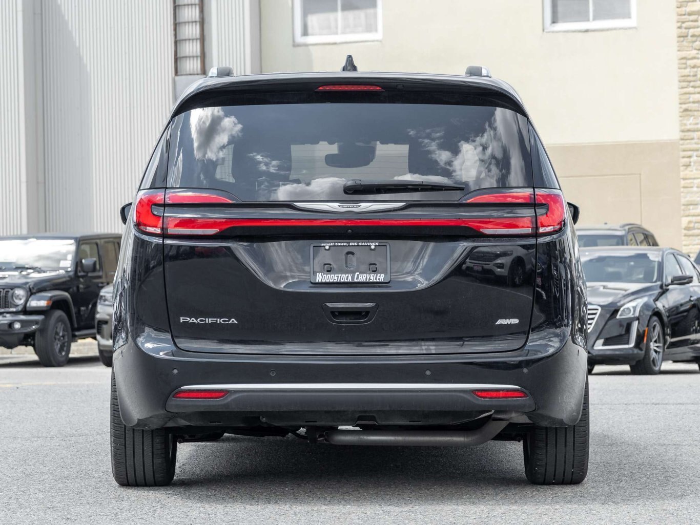 2024 Chrysler Pacifica PINNACLE AWD LEATHER ADAPTIVE COMPANY CAR