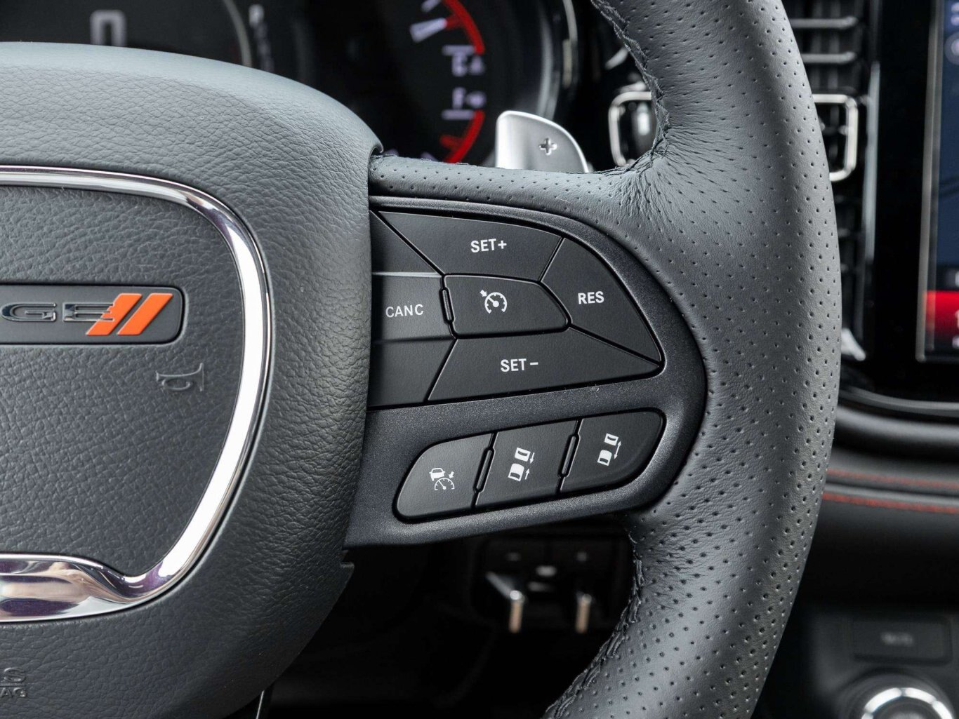 2026 Dodge Durango GT V8 BLACK TOP SUNROOF LEATHER