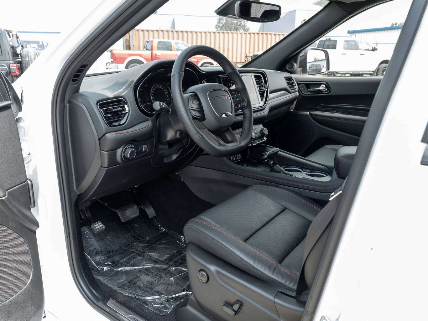 2026 Dodge Durango GT PLUS AWD BLIND SPOT WIRELESS CHARGER