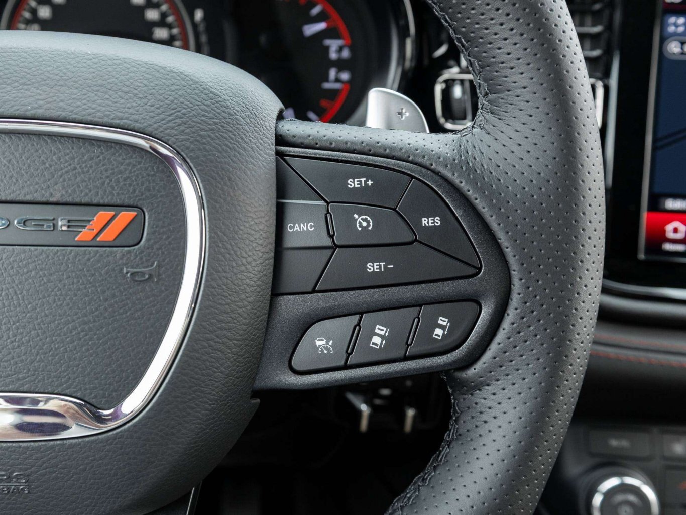 2026 Dodge Durango GT PLUS AWD BLIND SPOT WIRELESS CHARGER