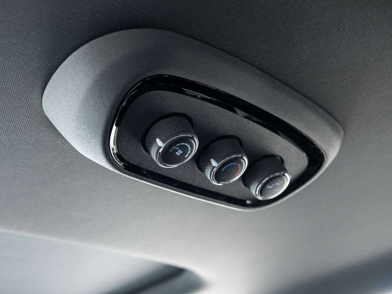 2026 Dodge Durango GT PLUS AWD BLIND SPOT WIRELESS CHARGER