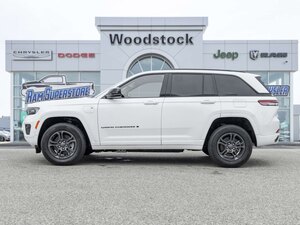 2024 Jeep Grand Cherokee ANNIVERSARY EDITION HYBRID SHOW CAR LIKE NEW