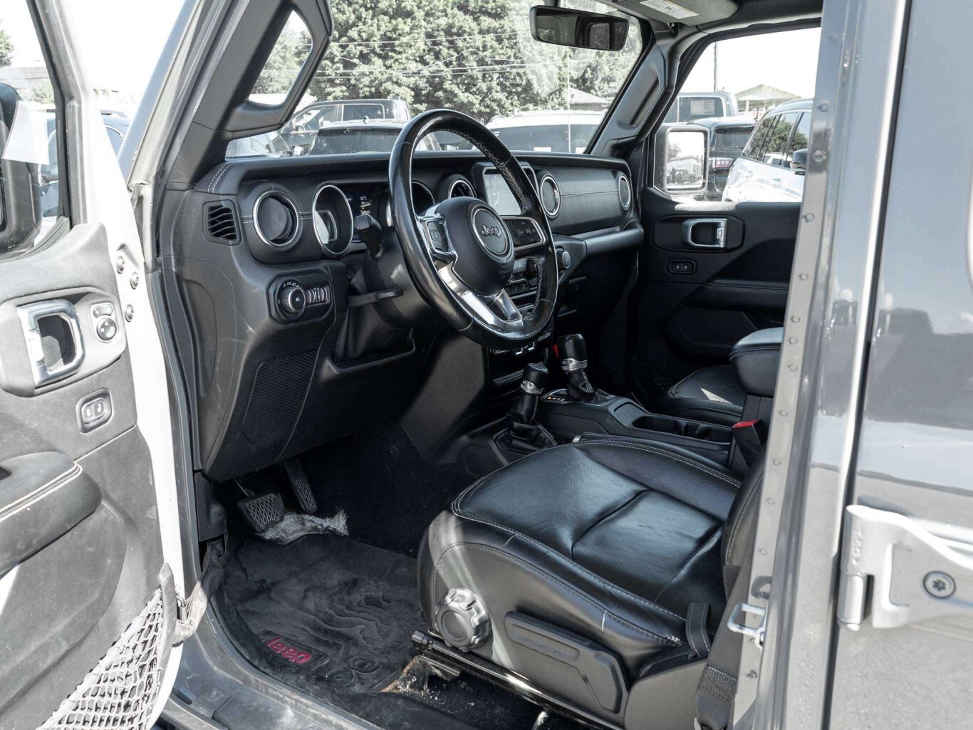 2020 Jeep Wrangler SAHARA COLD WEATHER PKG SAFETY PKG LEATHER