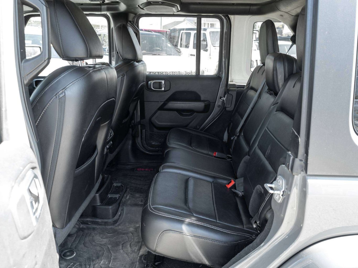 2020 Jeep Wrangler SAHARA COLD WEATHER PKG SAFETY PKG LEATHER