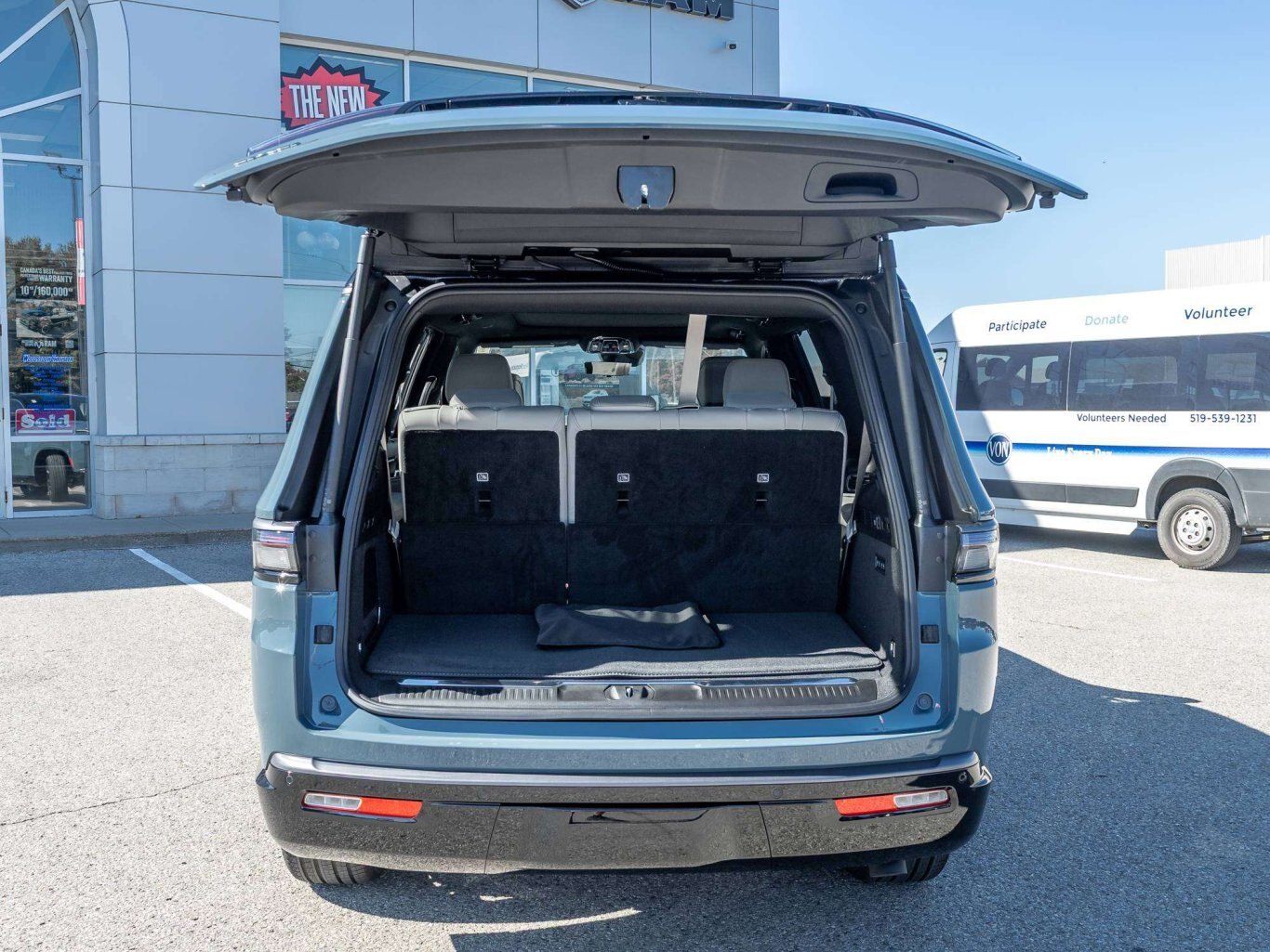 2026 Jeep Grand Wagoneer SUMMIT OSBIDIAN ICE EDITION MUST SEE LOADED