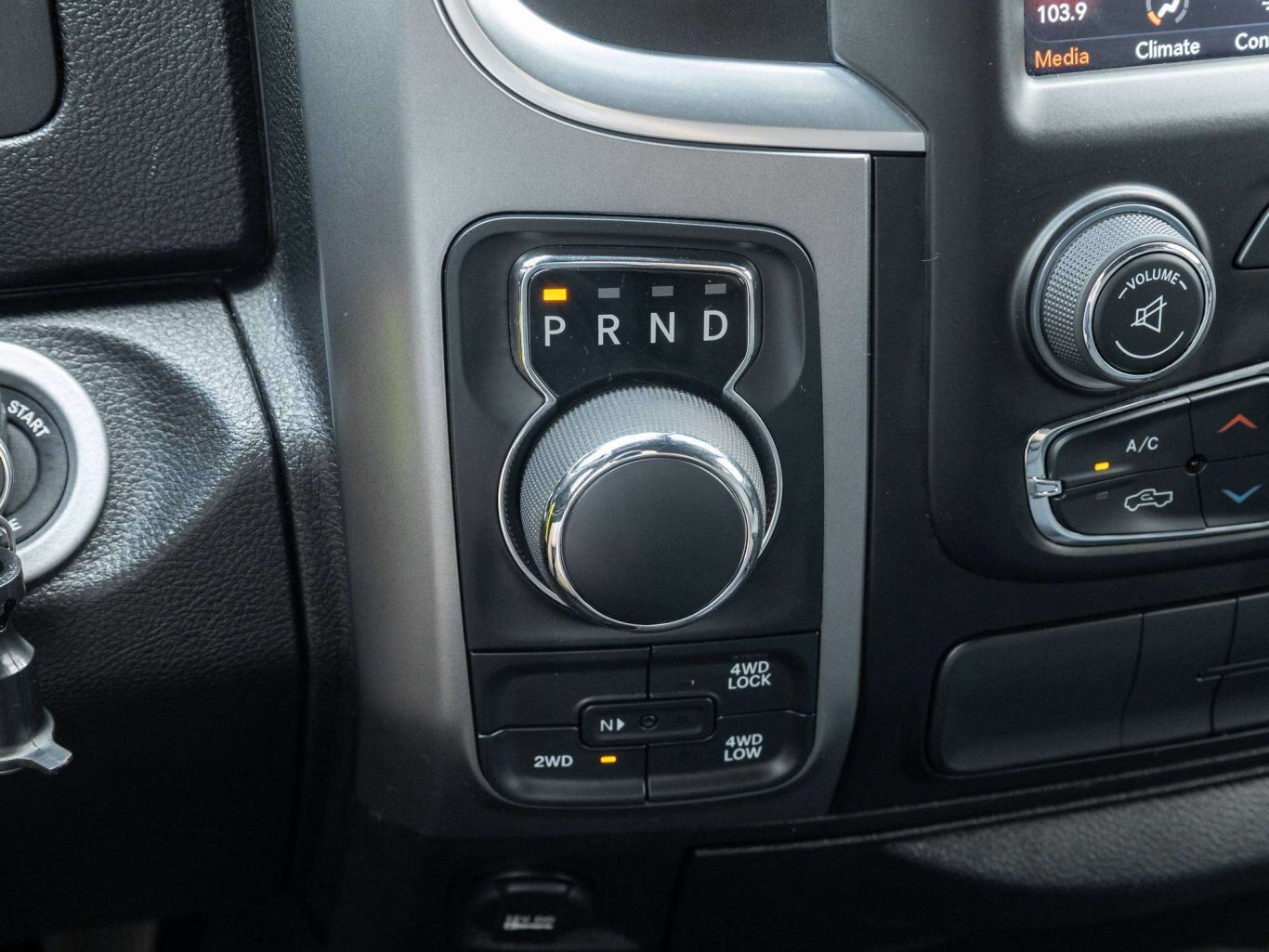 2021 Ram 1500 WARLOCK LUX PKG LOW KMS HEMI FRESH TRADE