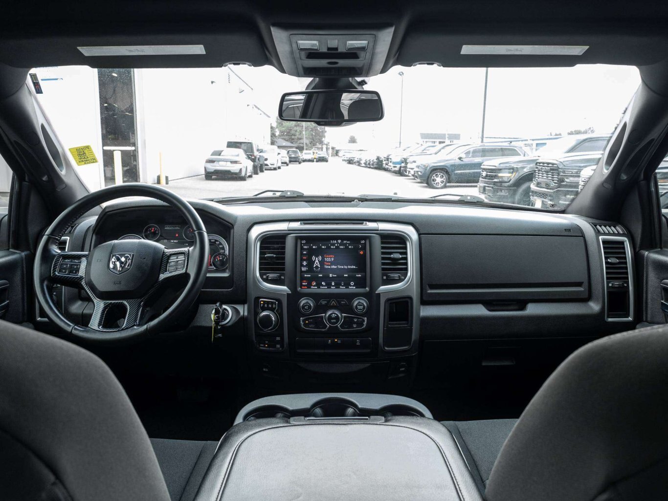 2021 Ram 1500 WARLOCK LUX PKG LOW KMS HEMI FRESH TRADE