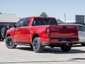 2027 Ram 1500 Express 4x4 Crew Cab 5'7 Box
