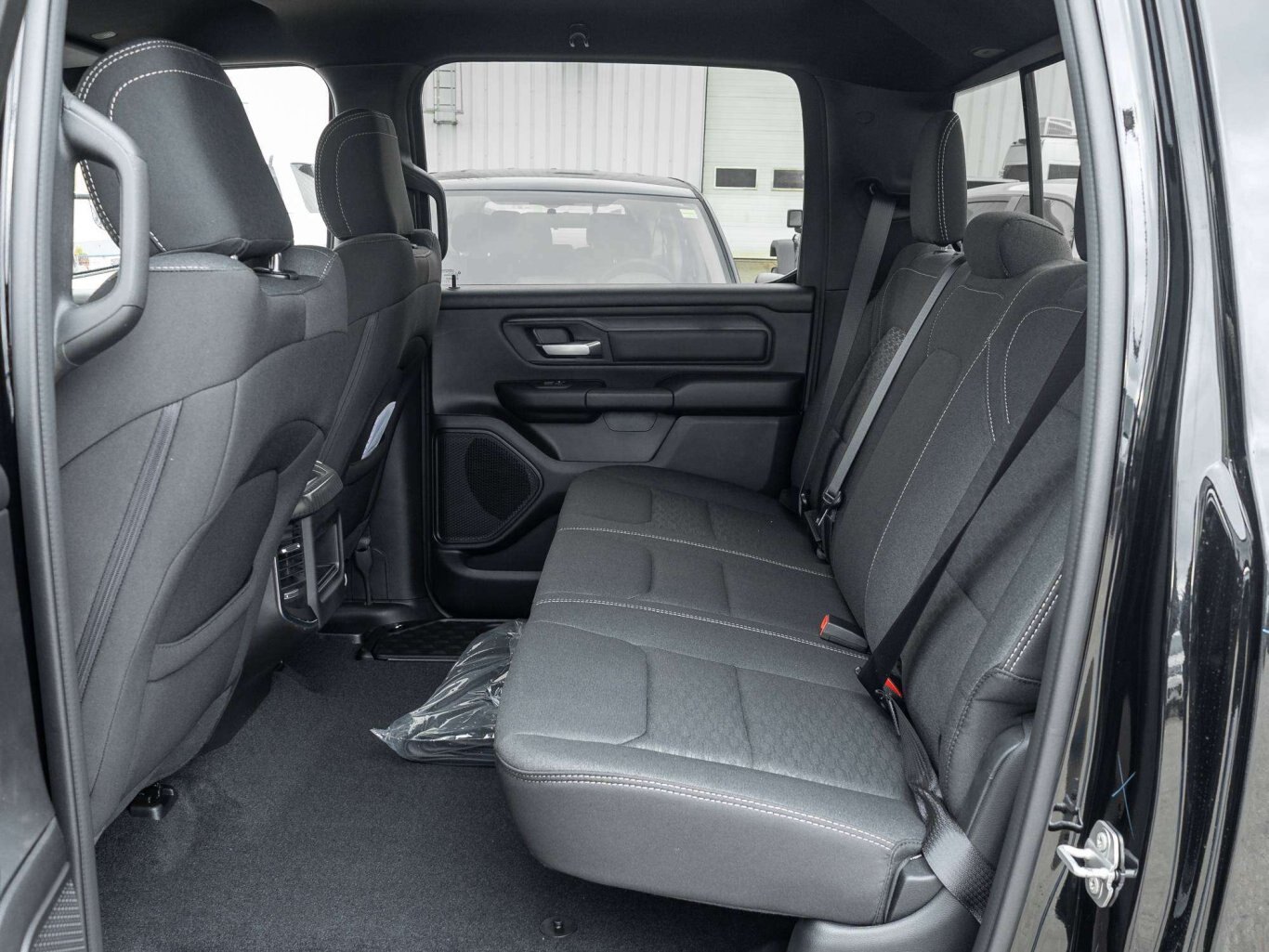 2027 Ram 1500 Express 4x4 Crew Cab 5'7 Box