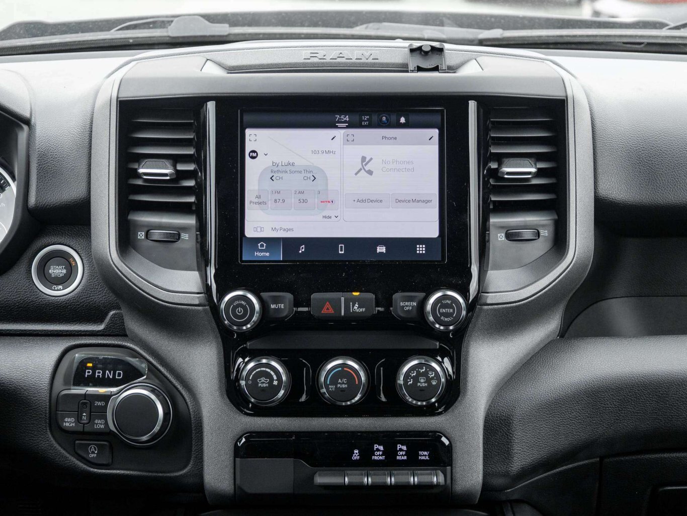 2027 Ram 1500 Express 4x4 Crew Cab 5'7 Box