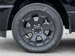 2027 Ram 1500 Express 4x4 Crew Cab 5'7 Box