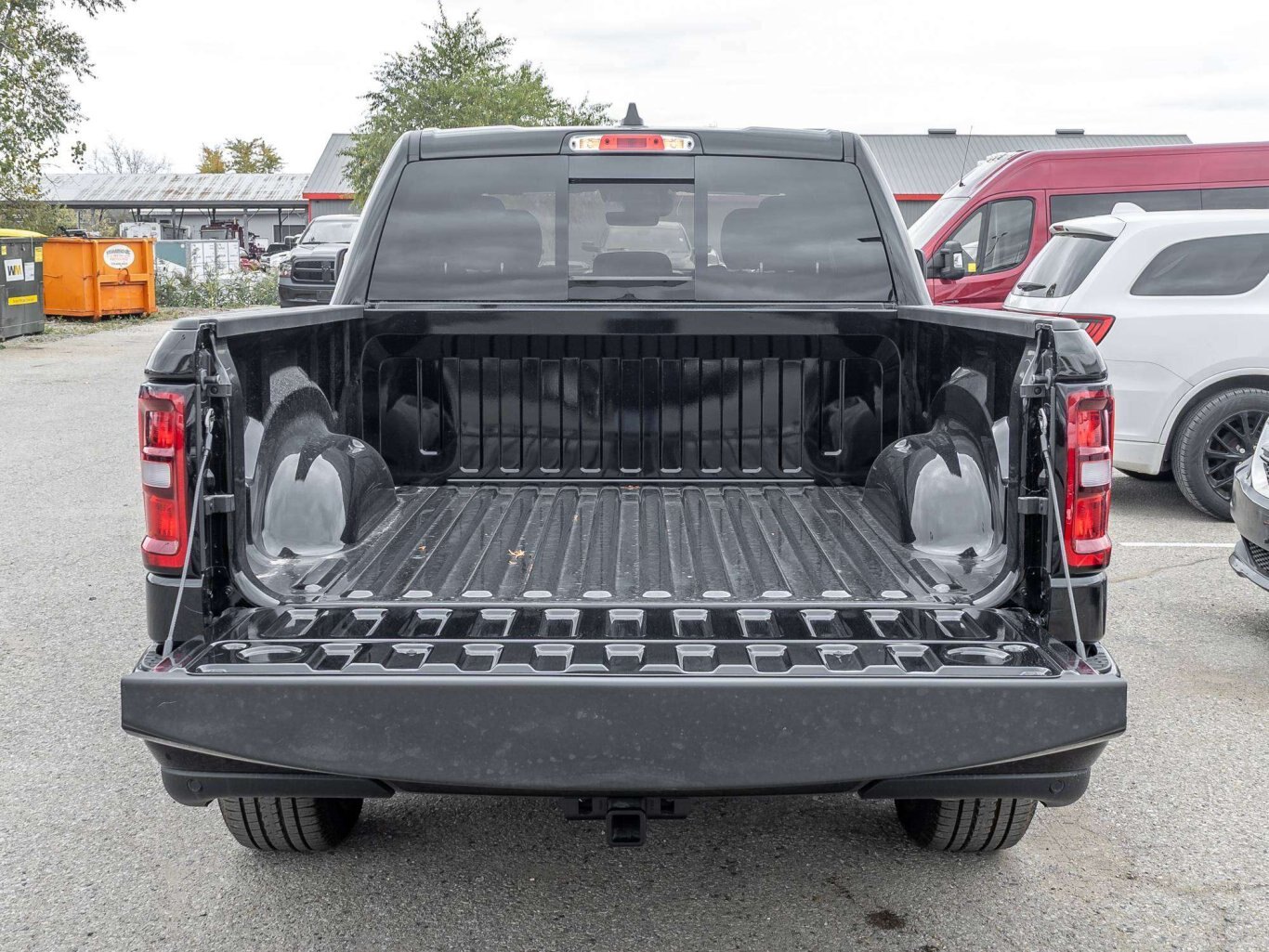 2027 Ram 1500 Express 4x4 Crew Cab 5'7 Box