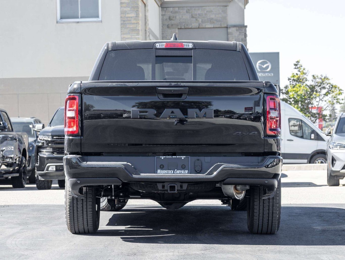 2027 Ram 1500 Express 4x4 Crew Cab 5'7 Box