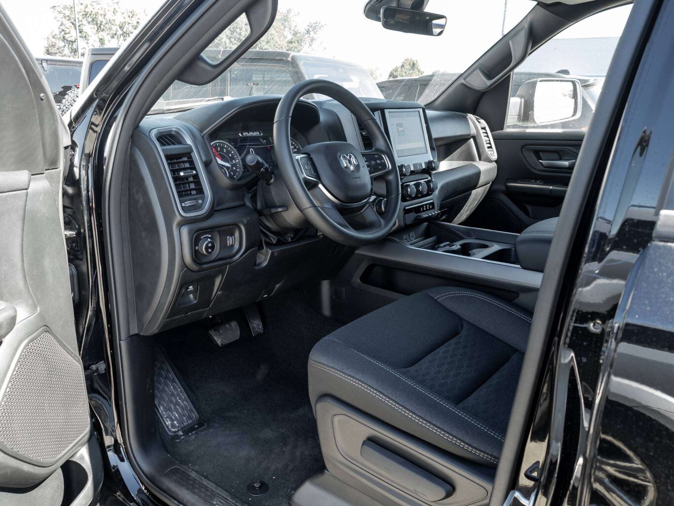 2027 Ram 1500 Express 4x4 Crew Cab 5'7 Box