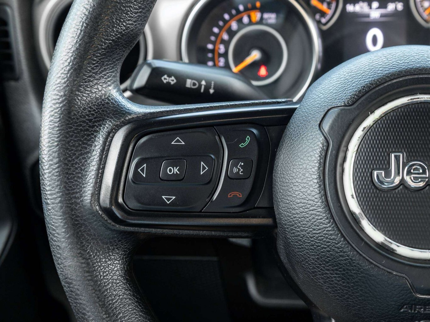 2019 Jeep Wrangler SPORT AC AUTO FREASH TRADE CHEAP GAS