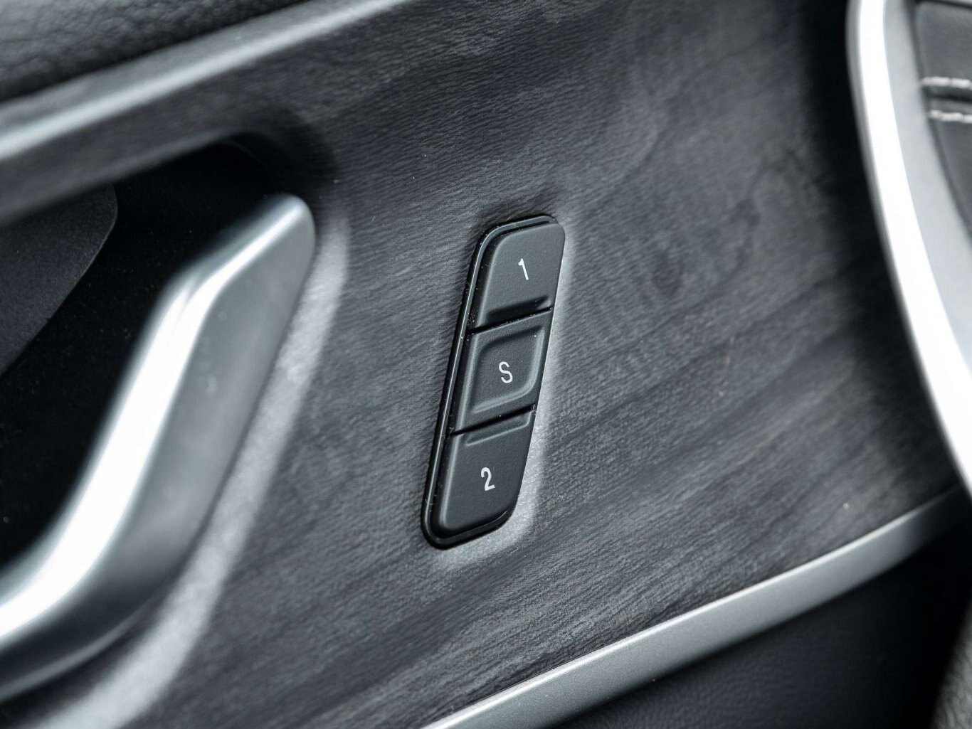 2023 Jeep Grand Cherokee LIMITED L BLIND SPOT POWER DOORS