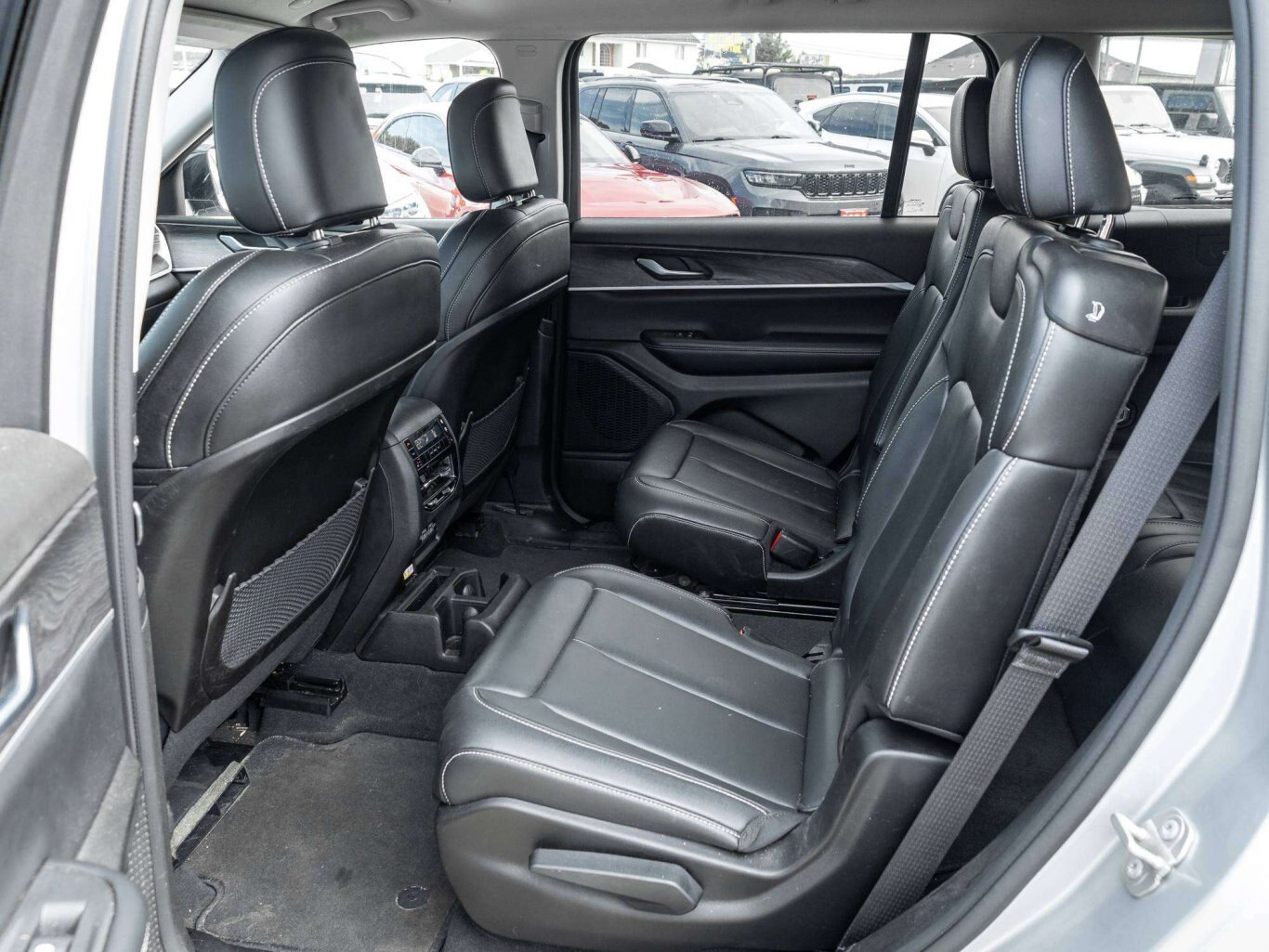 2023 Jeep Grand Cherokee LIMITED L BLIND SPOT POWER DOORS