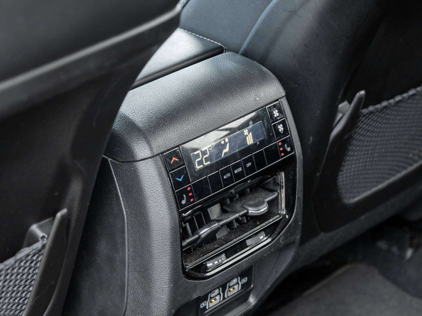 2023 Jeep Grand Cherokee LIMITED L BLIND SPOT POWER DOORS