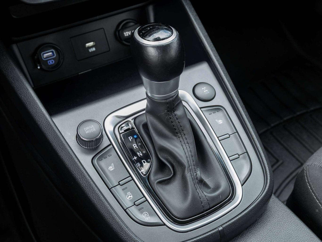 2023 Hyundai KONA PREFERRED FRESH TRADE IN GREAT ON GAS