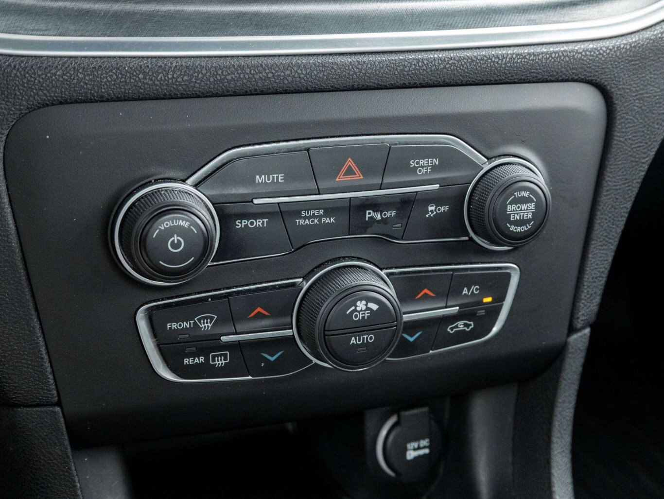 2018 Dodge Charger R/T 392 DAYTONA EDITION HEATED/COOLED SEATS