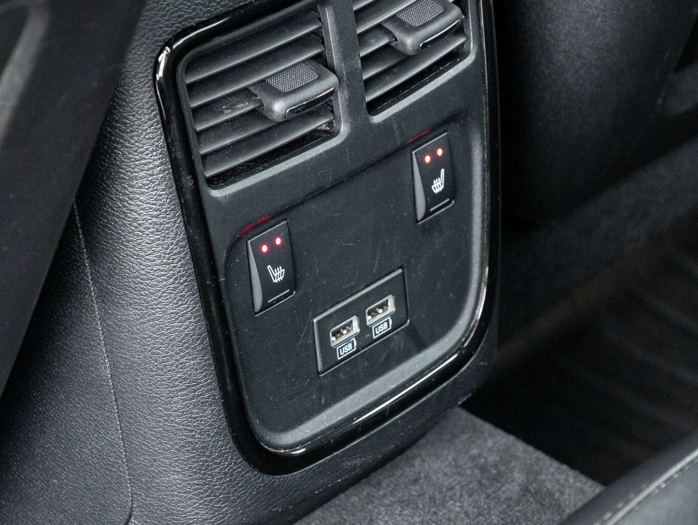 2018 Dodge Charger R/T 392 DAYTONA EDITION HEATED/COOLED SEATS