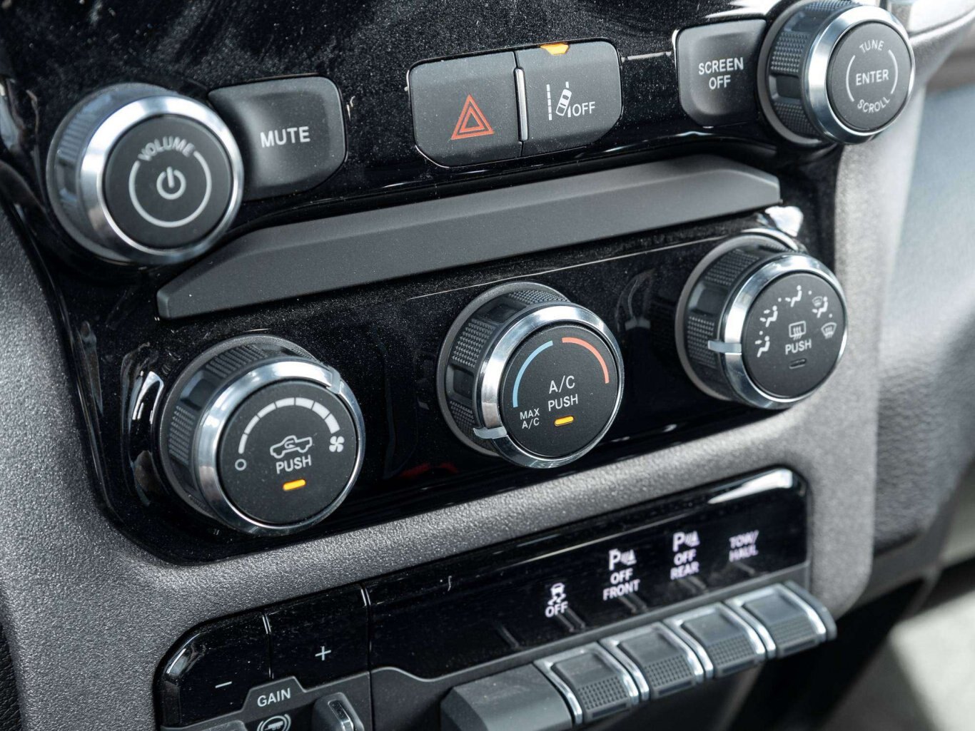 2025 Ram 1500 SPORT APPEARENCE 3L HURRICANE 3.92 CO CAR