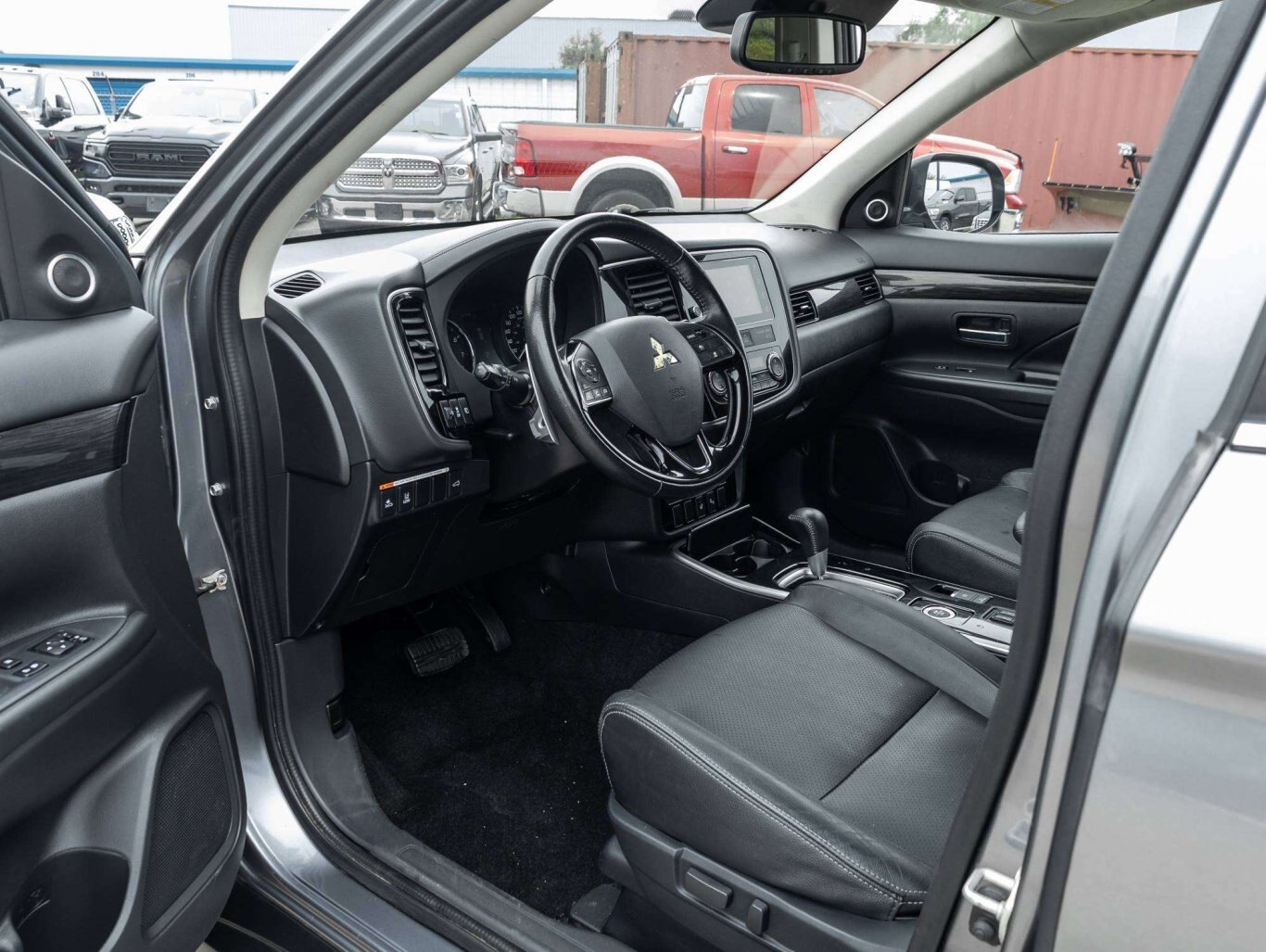 2018 Mitsubishi Outlander GT SUNROOF HEATED SEATS/WHEEL LOW KMS