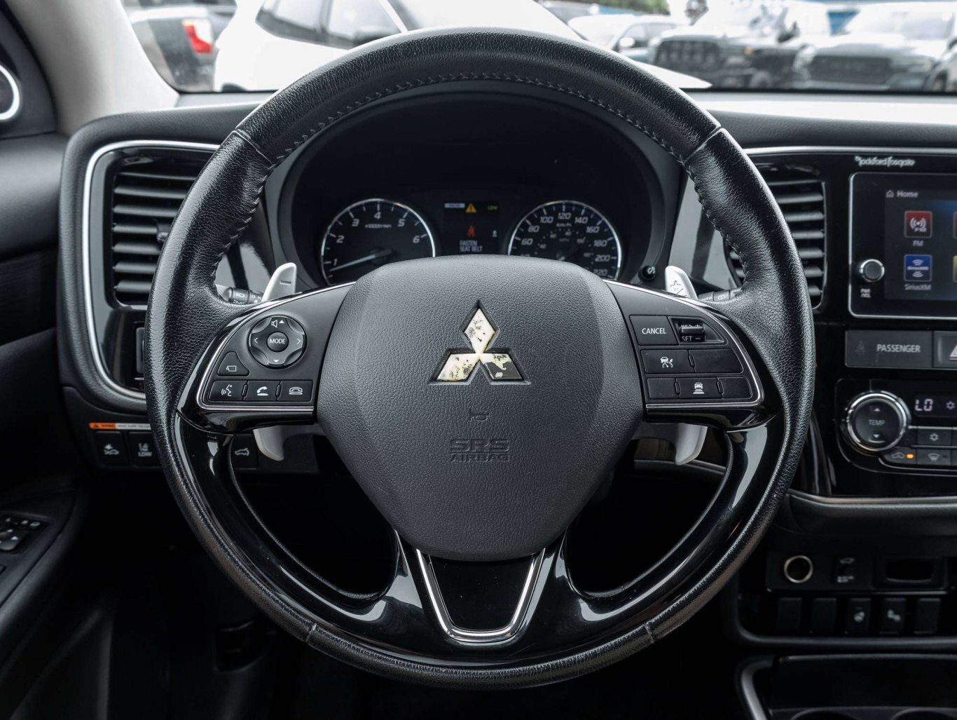 2018 Mitsubishi Outlander GT SUNROOF HEATED SEATS/WHEEL LOW KMS