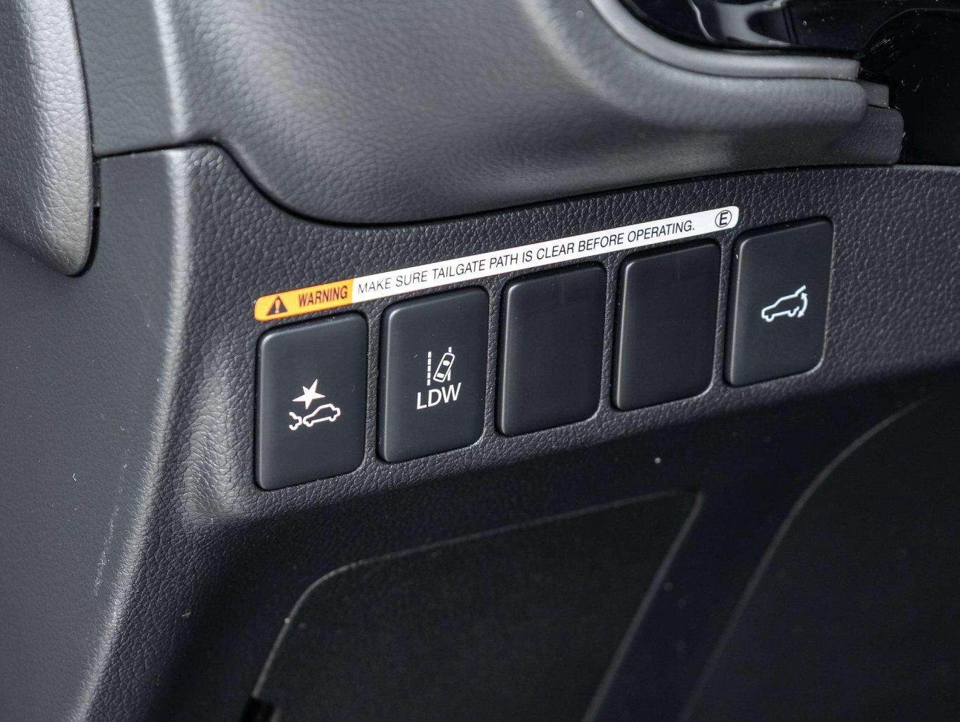 2018 Mitsubishi Outlander GT SUNROOF HEATED SEATS/WHEEL LOW KMS