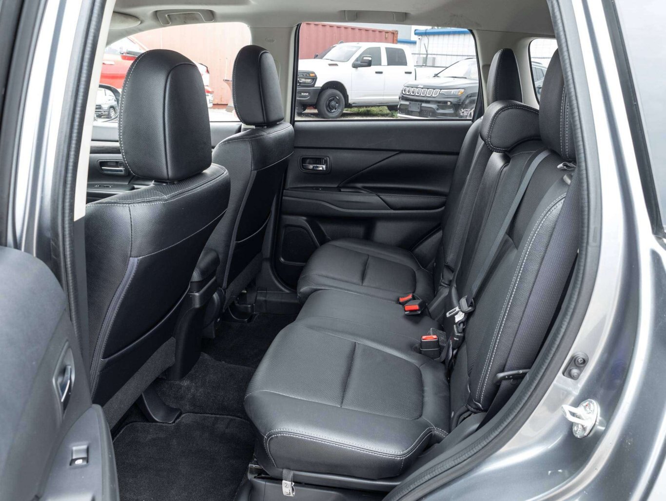 2018 Mitsubishi Outlander GT SUNROOF HEATED SEATS/WHEEL LOW KMS