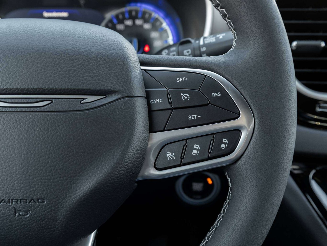 2027 Chrysler Grand Caravan SXT 2WD