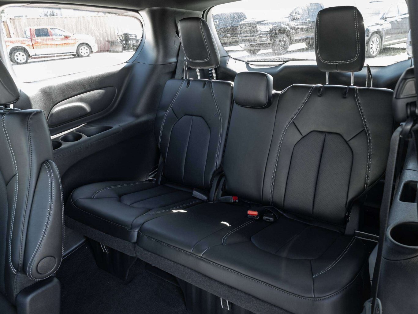 2027 Chrysler Grand Caravan SXT 2WD