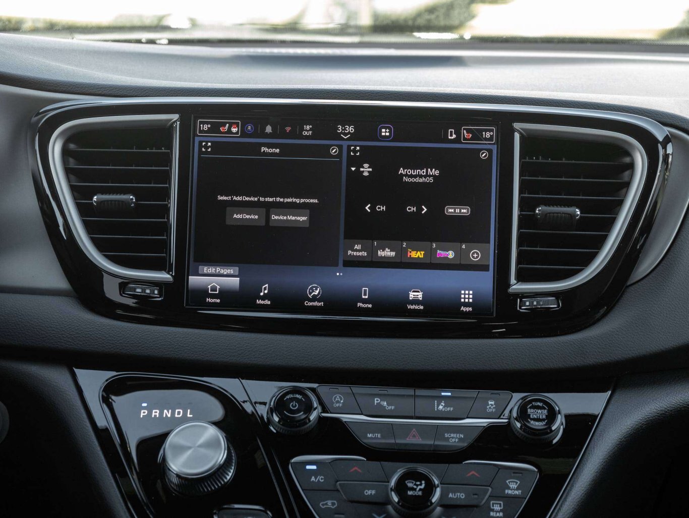 2027 Chrysler Grand Caravan SXT 2WD
