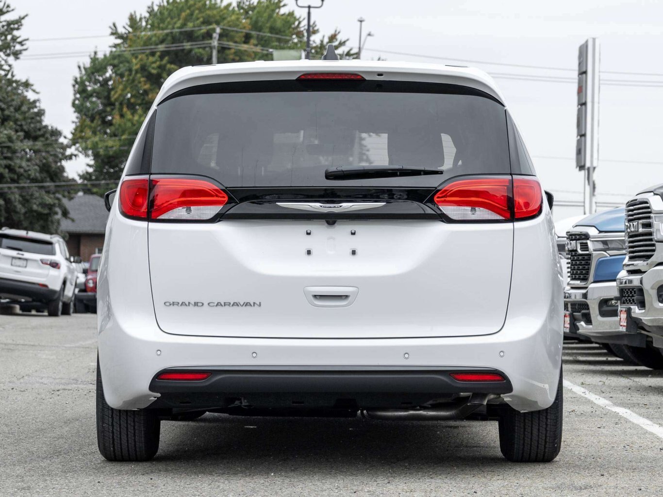 2027 Chrysler Grand Caravan SXT FULL STOW N GO BRAND NEW ORIGINAL VAN