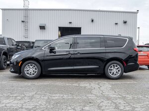 2027 Chrysler Grand Caravan SXT 2WD