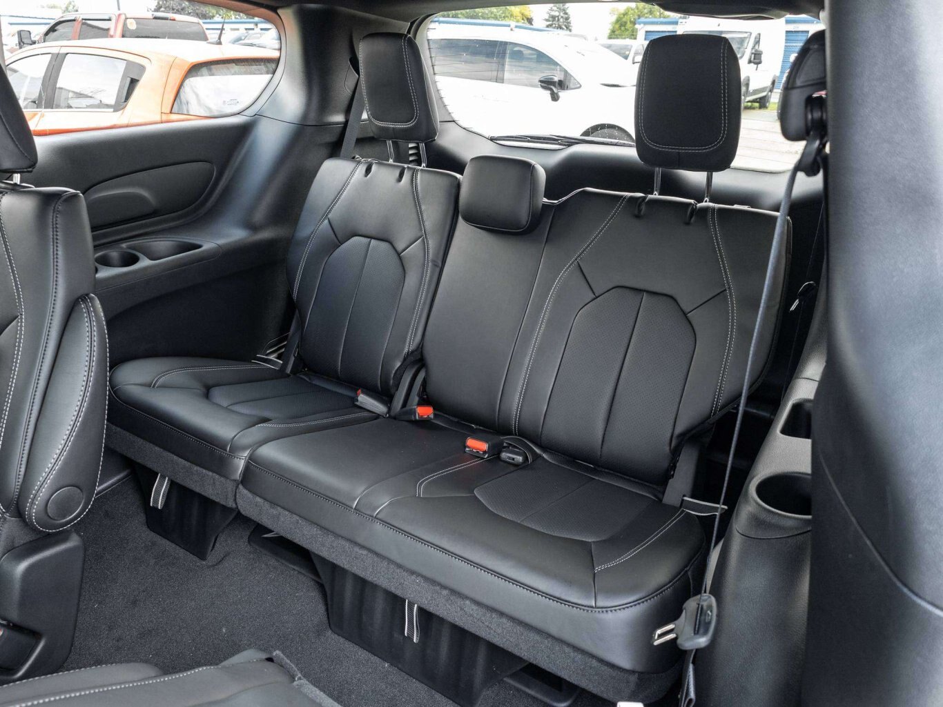 2027 Chrysler Grand Caravan SXT 2WD