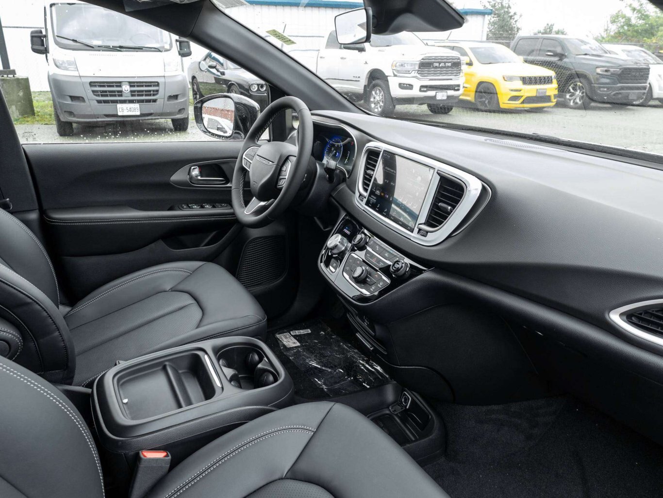 2027 Chrysler Grand Caravan SXT 2WD
