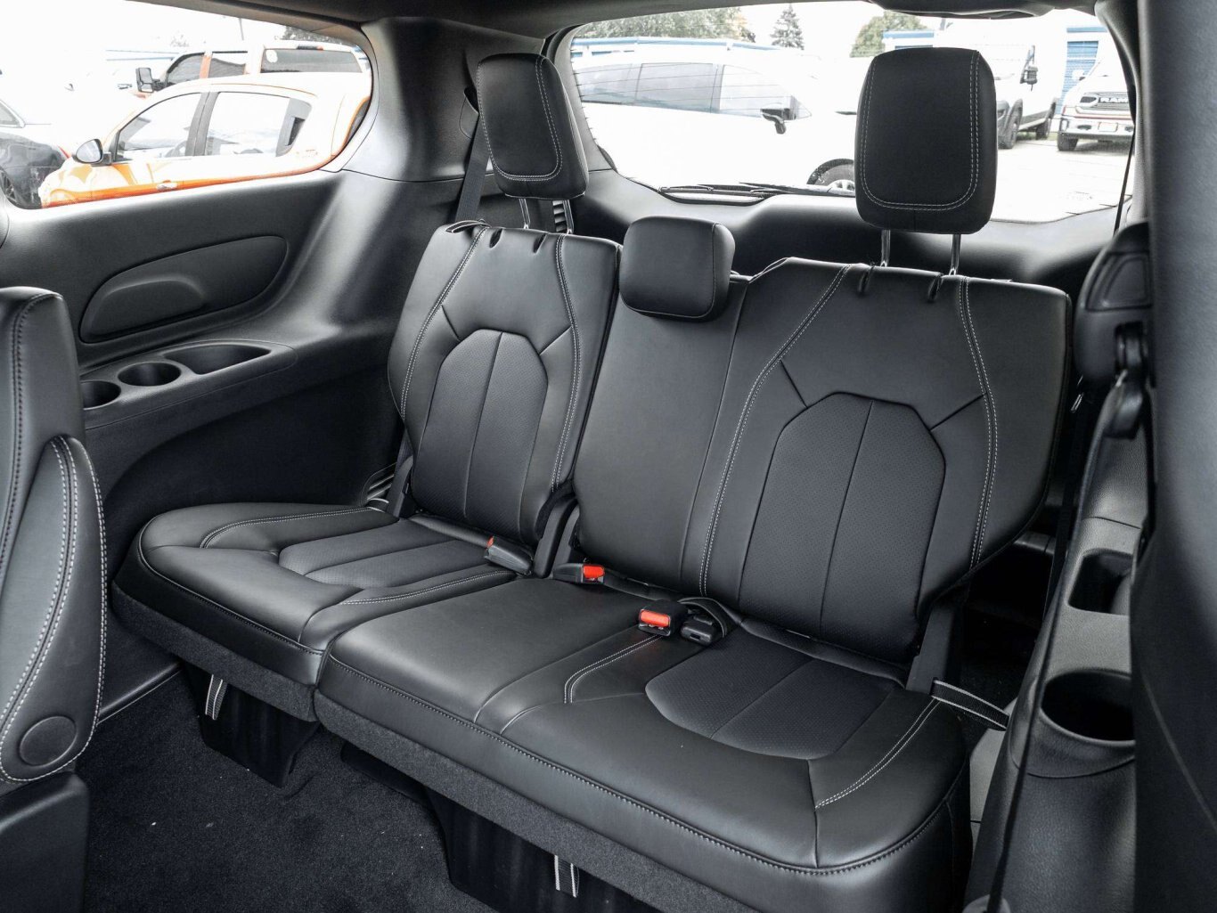 2027 Chrysler Grand Caravan SXT 2WD