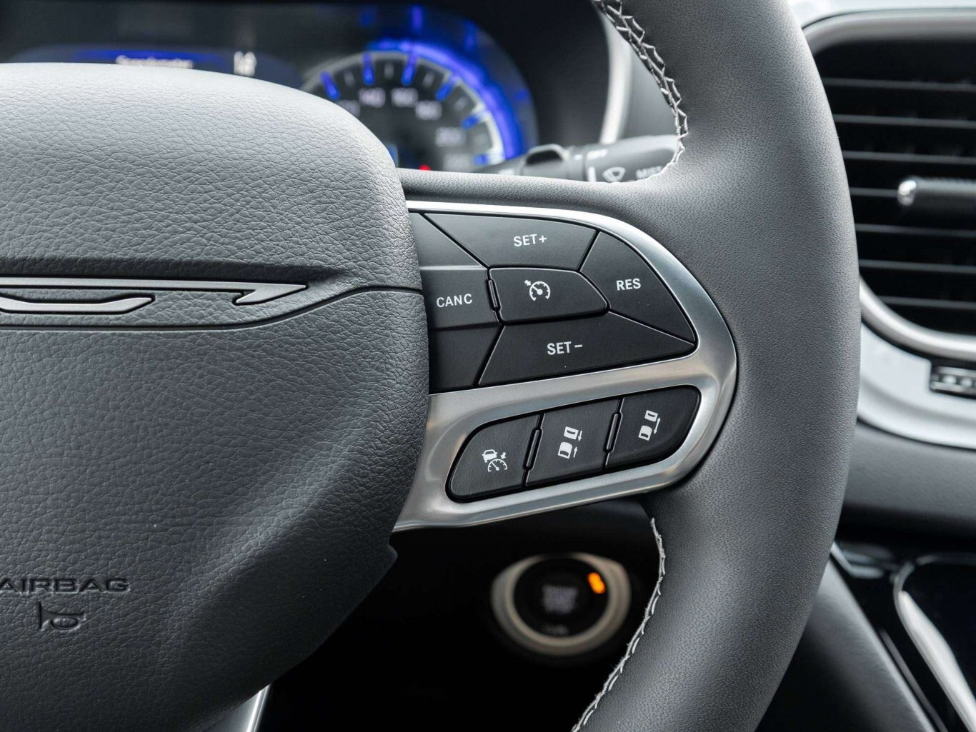 2027 Chrysler Grand Caravan SXT 2WD