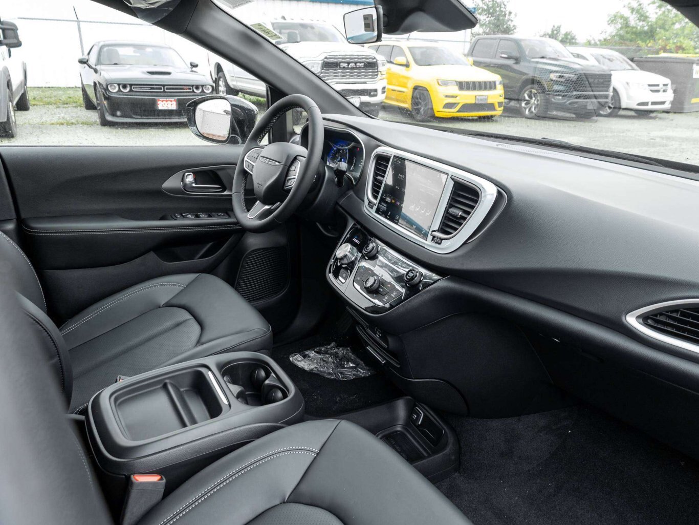 2027 Chrysler Grand Caravan SXT 2WD