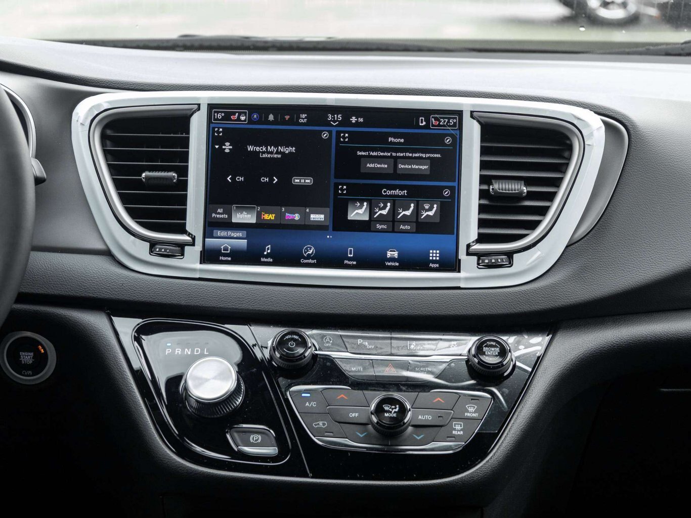 2027 Chrysler Grand Caravan SXT 2WD