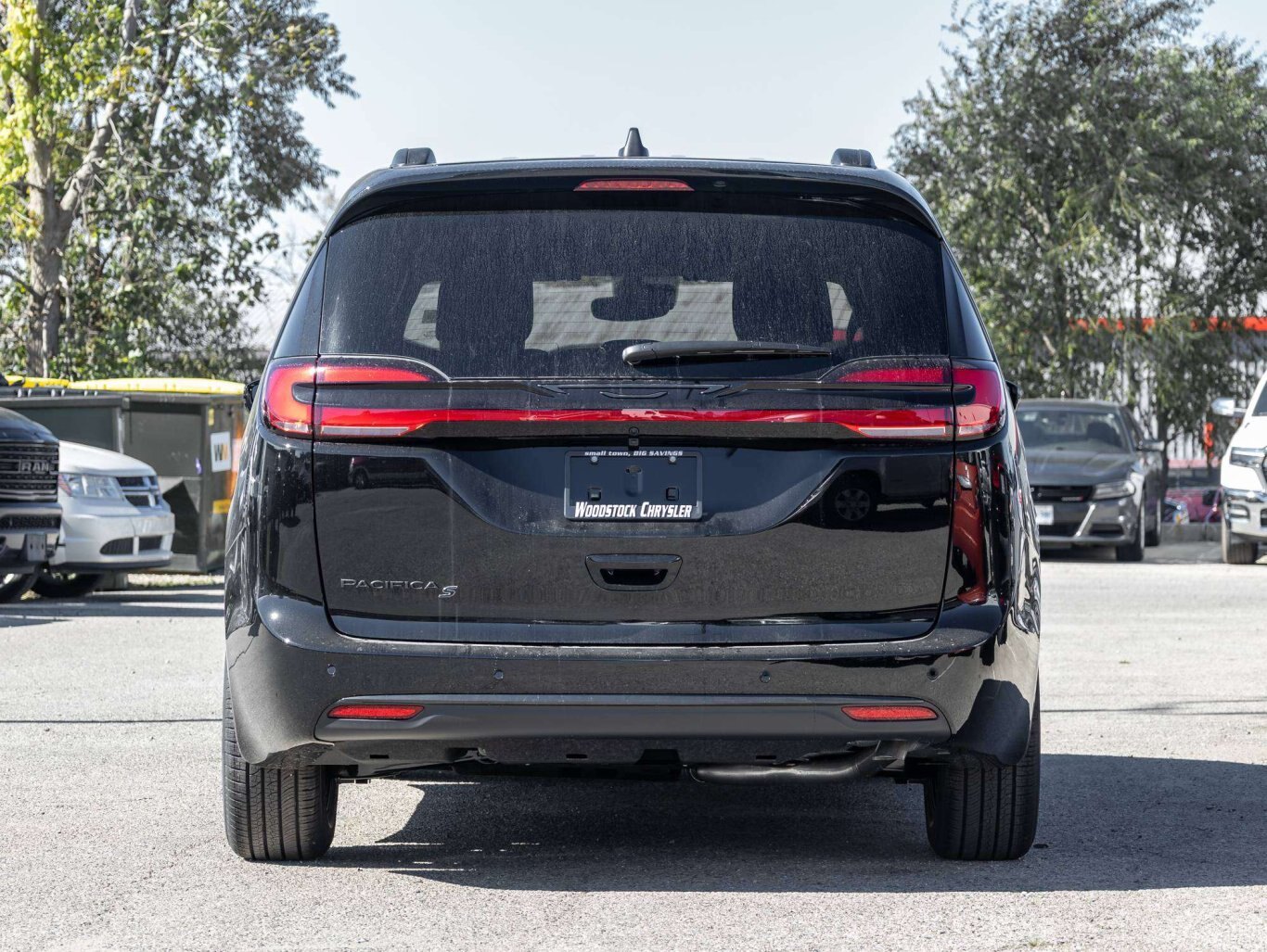 2027 Chrysler Pacifica SELECT ALL NEW DESIGN LOW RATES