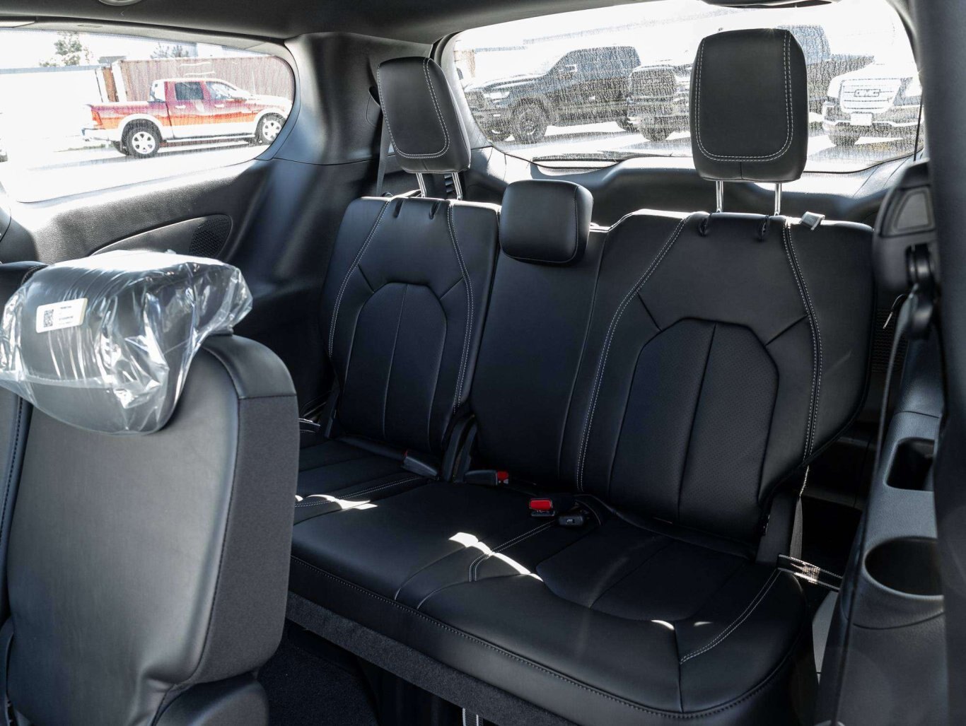 2027 Chrysler Pacifica SELECT ALL NEW DESIGN LOW RATES