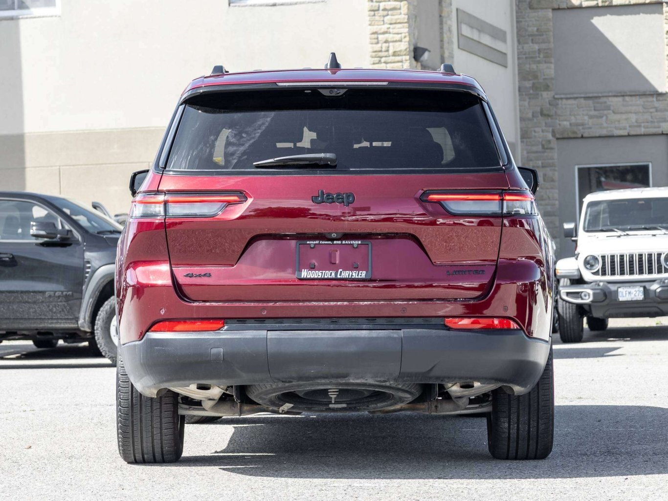 2025 Jeep Grand Cherokee LIMITED PANO BLACK TOP CAPTAINS LUXURY