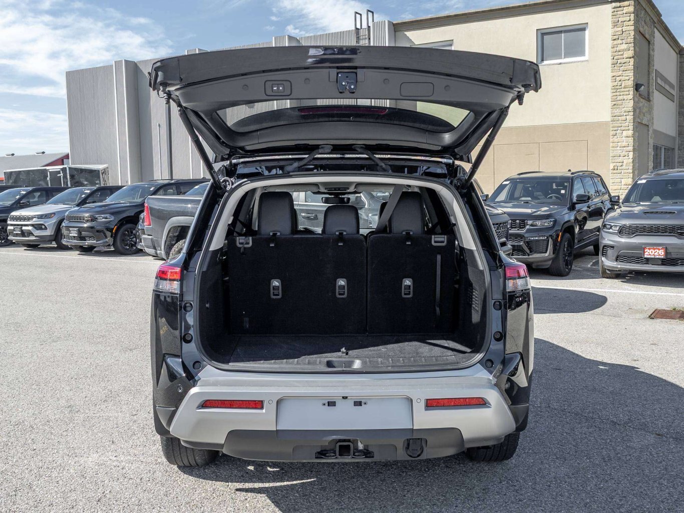 2024 Nissan Pathfinder PLATINUM SPECIAL FEATURE 7 PASSENGER LOADED