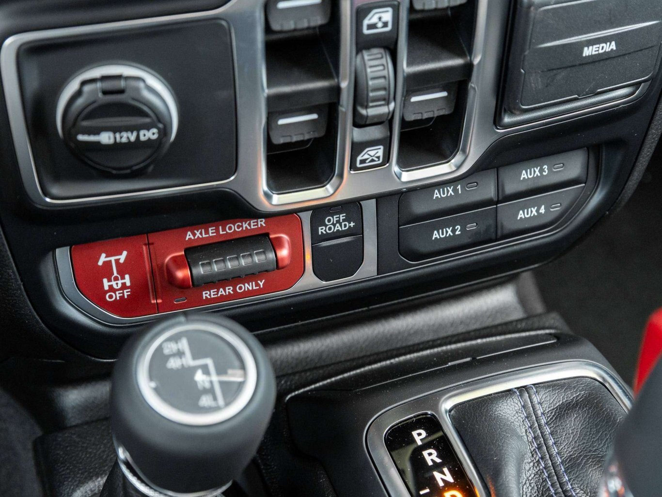 2026 Jeep Gladiator REWIND SPECIAL EDITION LEATHER TECH LED