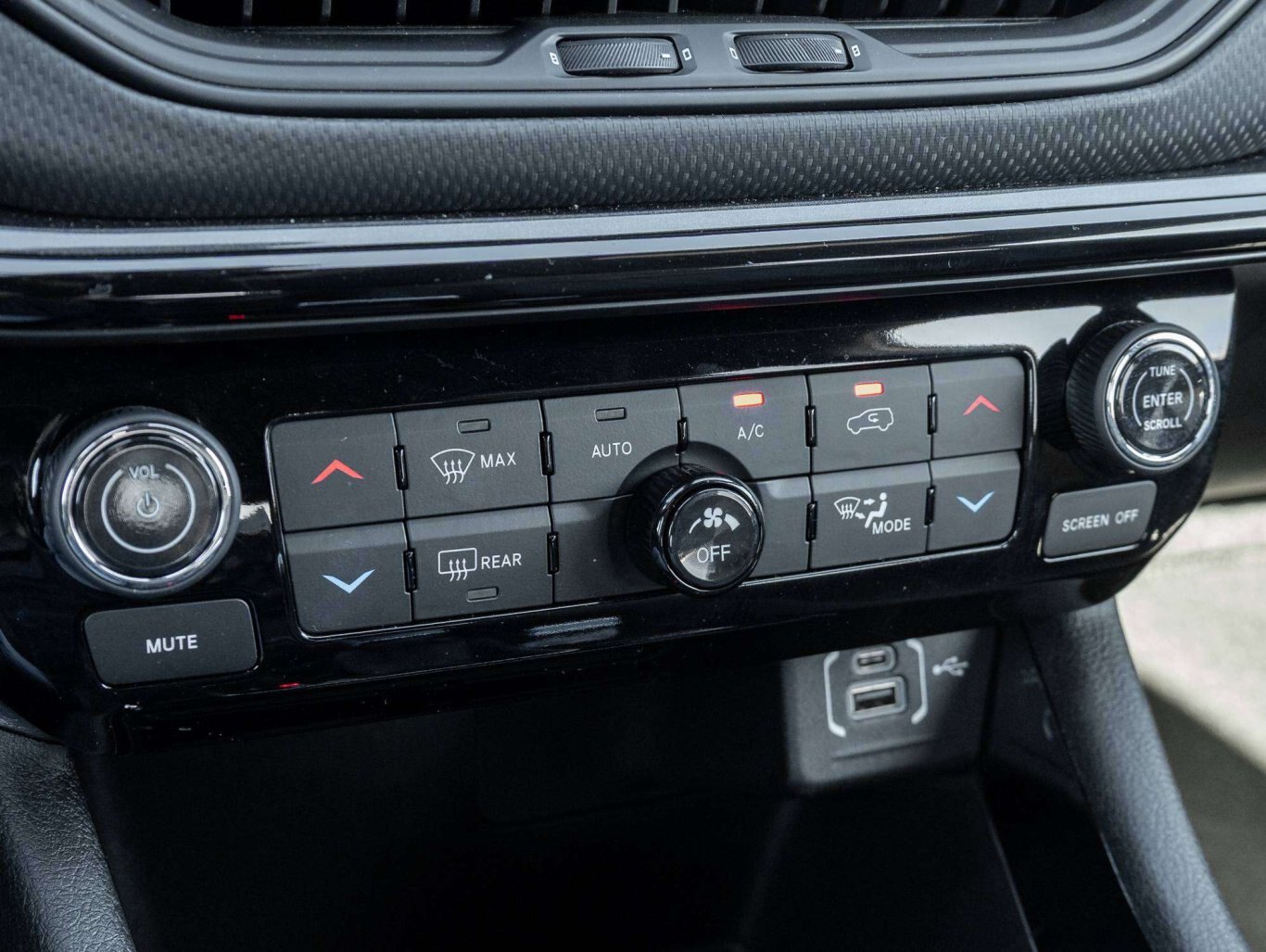 2026 Jeep Compass LIMITED BLIND SPOT POWER DOORS KEYLESS ENTRY